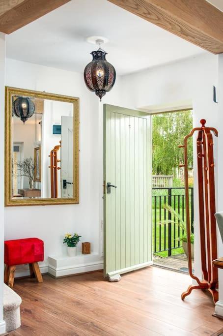 Castleford Cottage , Lowermill Estate Somerford Keynes エクステリア 写真