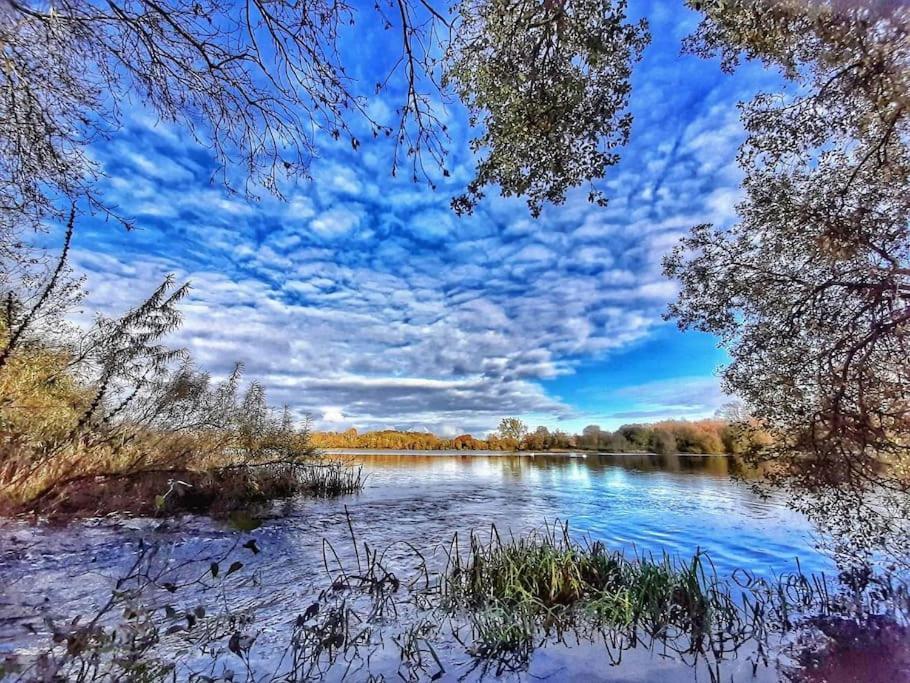 Castleford Cottage , Lowermill Estate Somerford Keynes エクステリア 写真