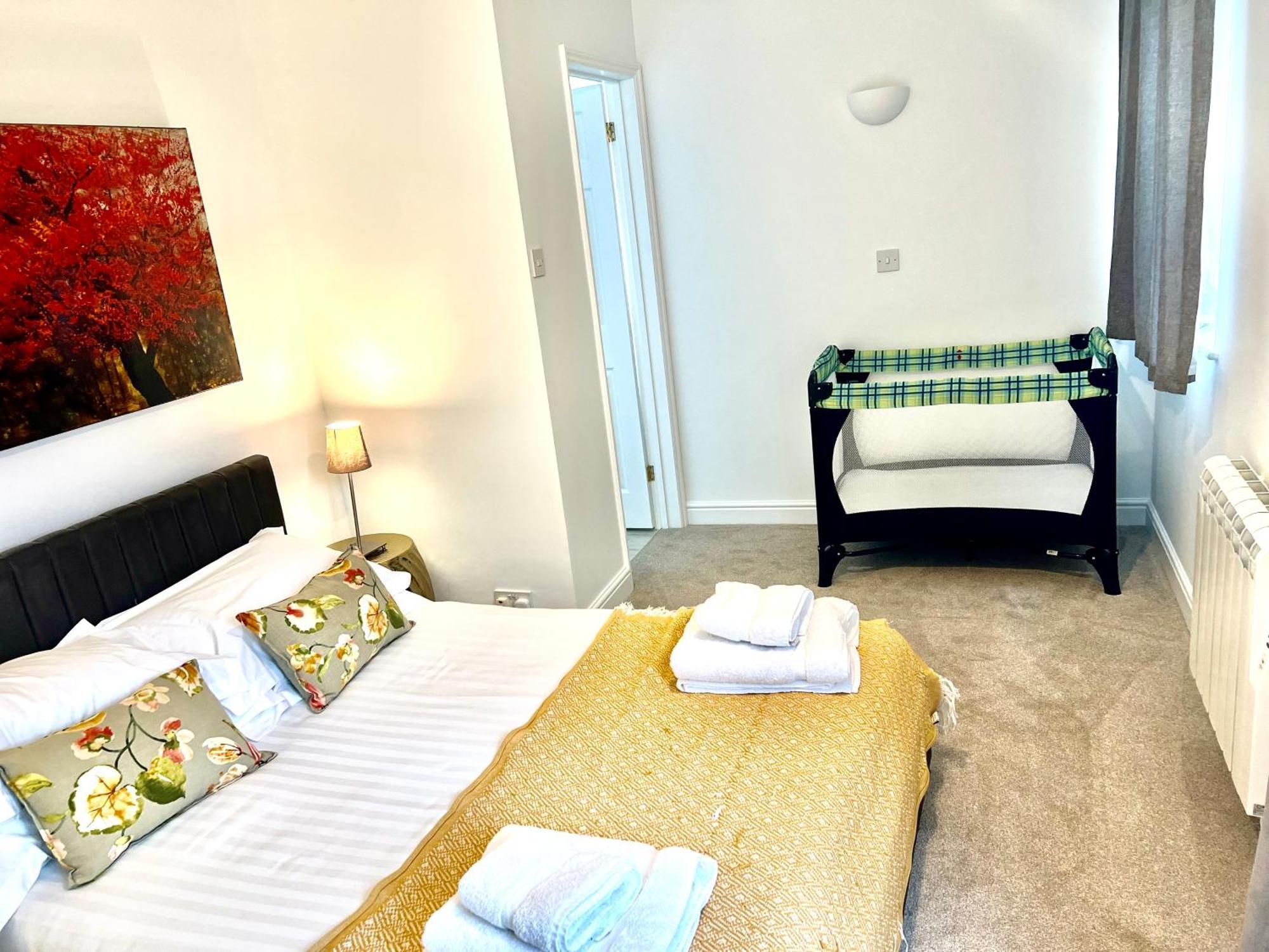 Castleford Cottage , Lowermill Estate Somerford Keynes エクステリア 写真